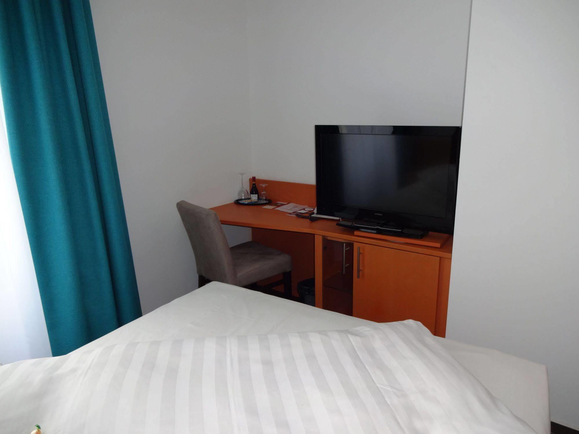 Koncept Hotel Benedikt ซีกบวร์ก ภายนอก รูปภาพ