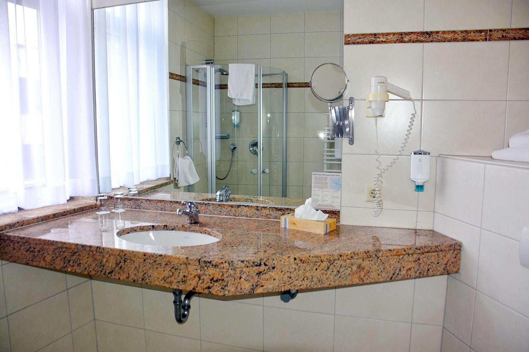 Koncept Hotel Benedikt ซีกบวร์ก ภายนอก รูปภาพ