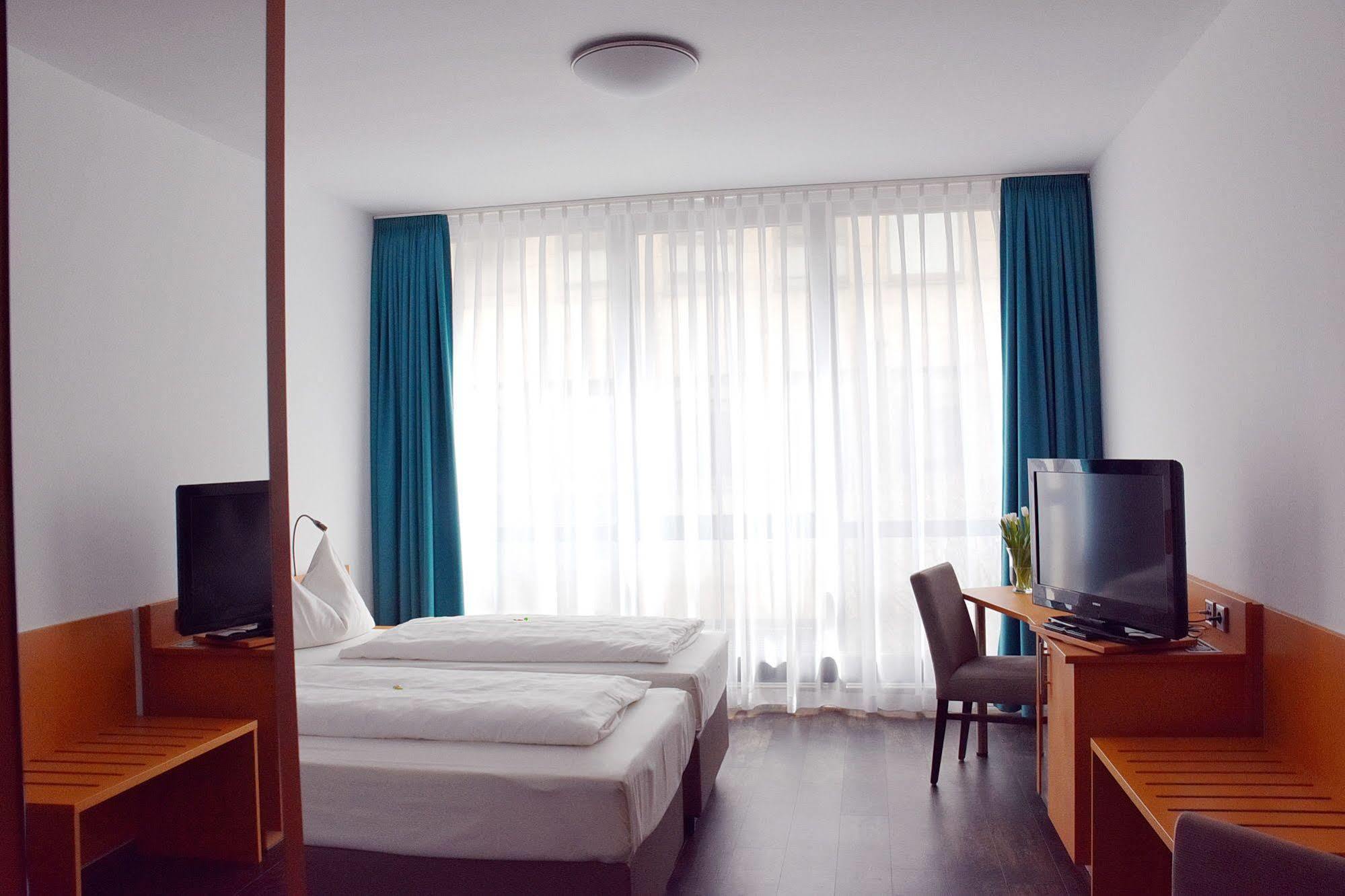 Koncept Hotel Benedikt ซีกบวร์ก ภายนอก รูปภาพ